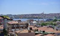IS-3260, Meerblick-Eigentumswohnung mit Balkon und offener Küche in Istanbul-Beyoglu