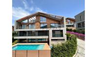 IS-4060, Meerblick-Villa mit Balkon und Pool in Istanbul-Büyükcekmece