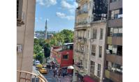 IS-4071, Wohnung mit Balkon und offener Küche in Istanbul-Beyoglu