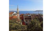 IS-4099, Meerblick-Wohnung mit Balkon und Klimaanlage in Istanbul-Beyoglu