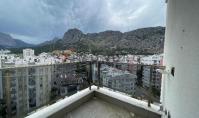 AN-1985, Berg-Panorama-Eigentumswohnung mit Blick auf das Mittelmeer und Pool in Antalya-Konyaalti