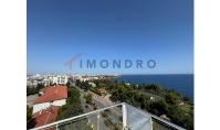 AN-2074, Am Strand gelegene Meerblick-Eigentumswohnung mit Berg-Panorama in Antalya-Zentrum