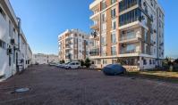 AN-2077, Fernblick-Eigentumswohnung mit Balkon und Pool in Antalya-Kepez