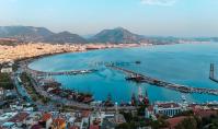 AN-2136, Modernes Apartment in Alanya Kale mit Meer- & Yachthafenblick – Stilvolles Wohnen mit Weiten Ausblicken