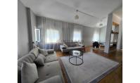 IS-5316, Investitionswürdige Maisonette-Wohnung mit Balkon, offener Küche und weitem Ausblick im Zentrum von Beyoğlu