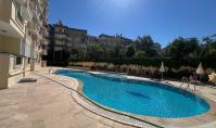AL-1791, Aufenthaltsgenehmigung möglich: Komplett renovierte 2+1-Wohnung (95 m²) im 5. Stock mit Pool in der Nähe des Kleopatra-Strandes