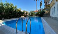 AL-1822, Möblierte 2+1-Wohnung (120 m²) mit Meerblick und Pool, 200 m vom Meer entfernt – berechtigt zum Erwerb der türkischen Staatsbürgerschaft und einer Aufenthaltsgenehmigung, Zentrum von Alanya