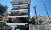 AL-1820, Möblierte 2+1-Maisonette-Wohnung (140 m²) mit Pool, Sauna und Fitnessbereich, nur 100 m vom Meer entfernt im Zentrum von Alanya