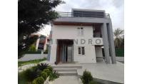 AN-2400, Luxuriöse, klimatisierte Triplex-Villa mit eigenem Pool und Terrasse in Antalya Belek