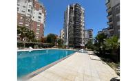 AN-2408, Immobilie in bester Lage mit Pool und Balkon in Antalya Kundu