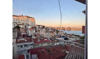IS-5590, Immobilie mit Balkon und Panoramablick auf den Bosporus in Istanbul-Beyoğlu