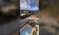 AL-2015, Blick auf die Natur und den Pool aus dem 4. Stock – 45 m² große 1+1-Wohnung mit Innen- und Außenpools, Oba