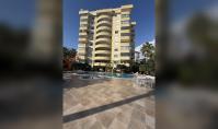 AL-2080, Zwei verglaste Balkone und 700 m bis zum Meer – möblierte 120 m² große 2+1-Wohnung, Pool, Sauna und Fitnessbereich, Tosmur