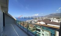 AL-2127, Direkter Meerblick aus dem 5. Stock – Unmöblierte 150 m² große 3+1-Maisonettewohnung in einem Resort direkt am Strand, Kargıcak