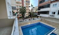 AL-2273, Berechtigt zum Erwerb der Staatsbürgerschaft: Möblierte 2+1-Wohnung mit 120 m² und zwei Balkonen mit Blick auf den Pool, Mahmutlar