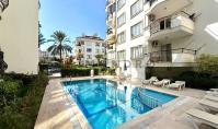 AL-2435, 52 m² privater Abstellraum inklusive: Möblierte 2+1-Wohnung mit 100 m² Wohnfläche und zwei Balkonen, 300 m vom Meer entfernt, im Zentrum von Alanya
